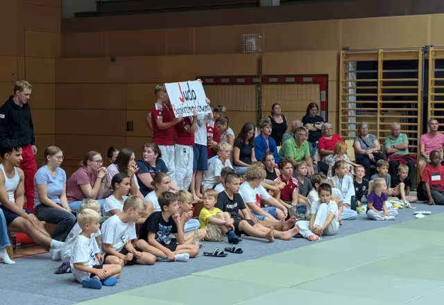 Großkampftag der Judoka Zuschauer