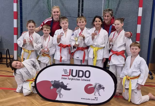 LM U12